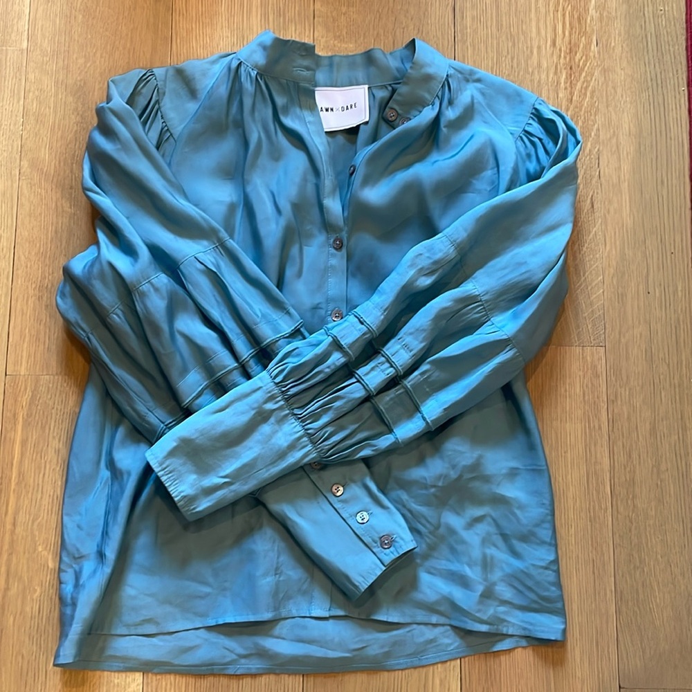 Dawn & Dare blue blouse size M